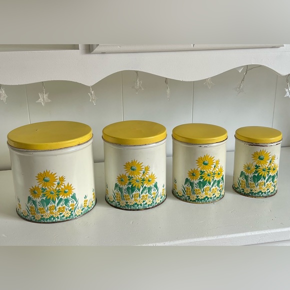 Set of 4 Vintage Metal Canisters - Picture 1 of 10